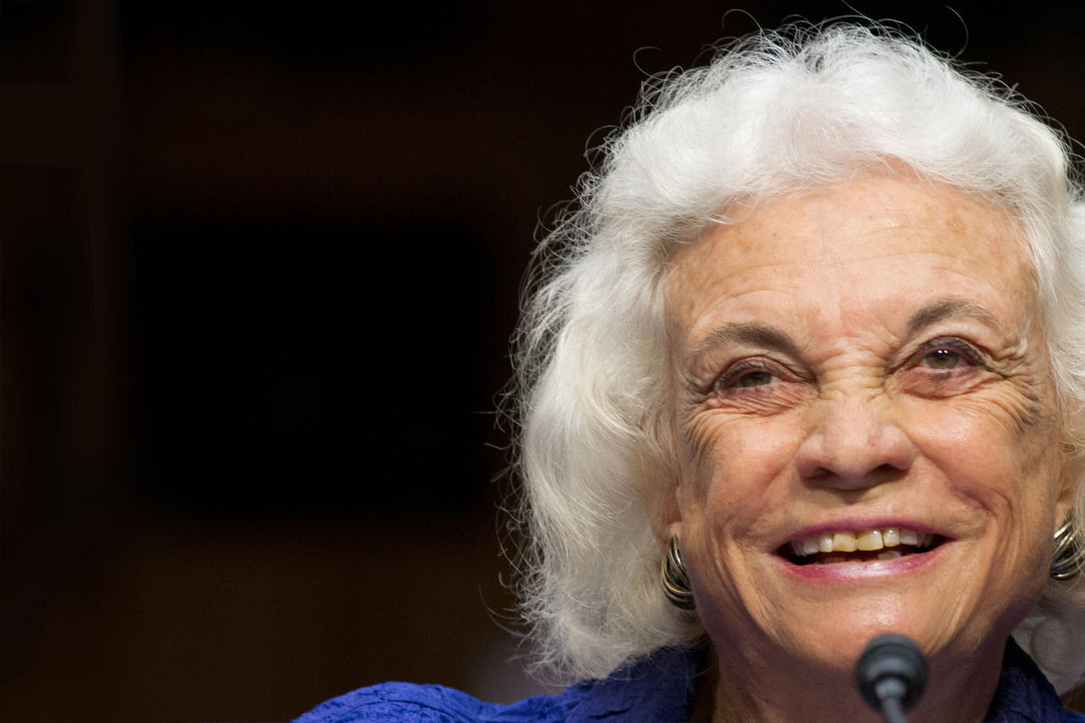 Supreme Court Justice Sandra Day Oconnor The First Woman On The Court