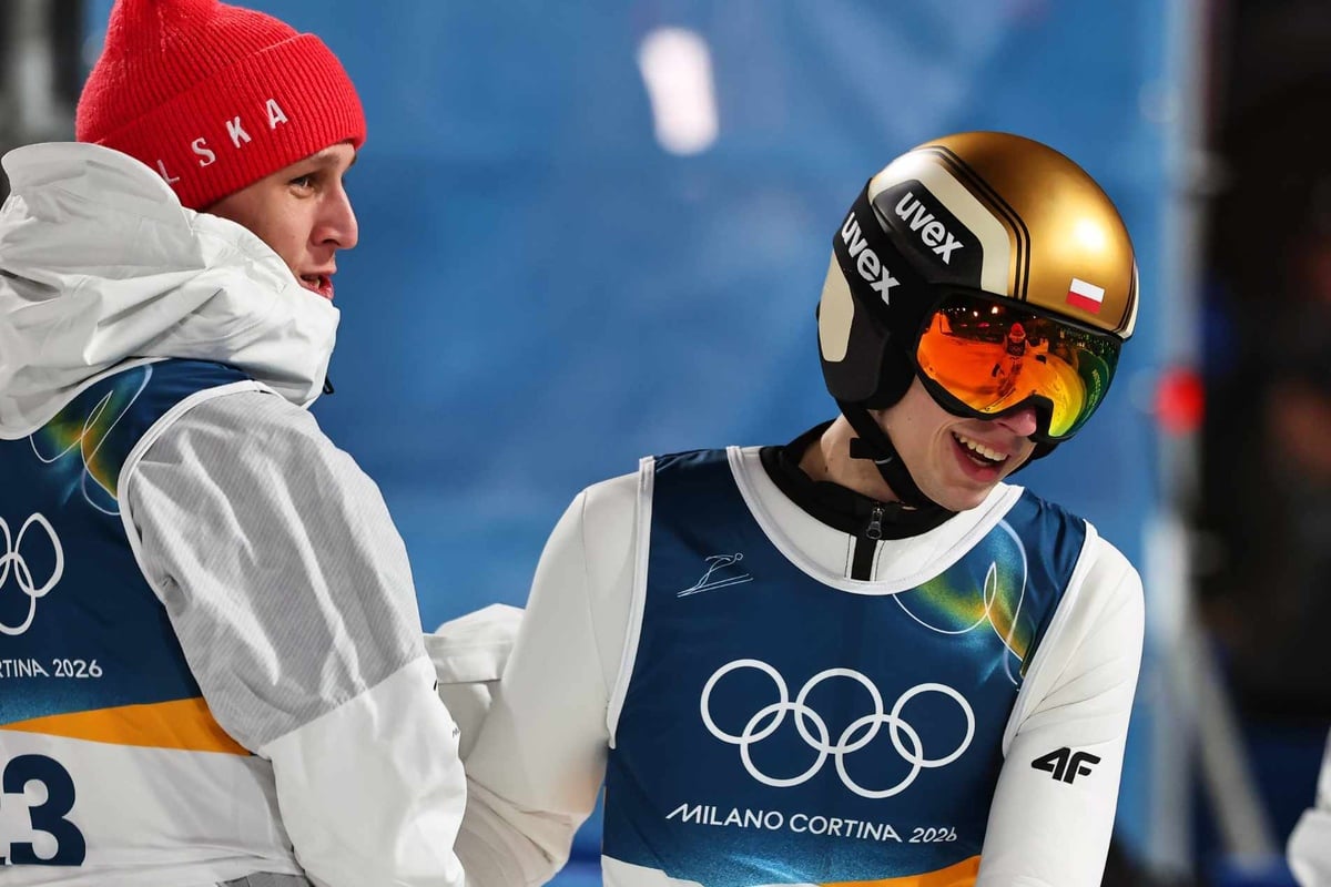 Skisprung-Team in Diskussion