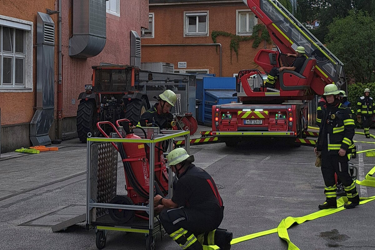 Stundenlanger Einsatz in Hofpfisterei: Brotproduktion eingeschränkt