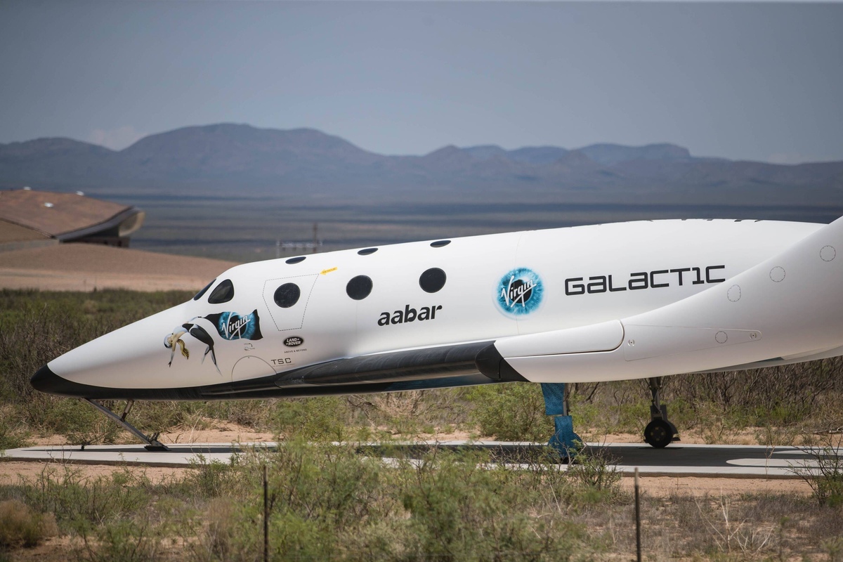 Virgin Galactic Finally Takes Its First Paying Customers To Space 7682