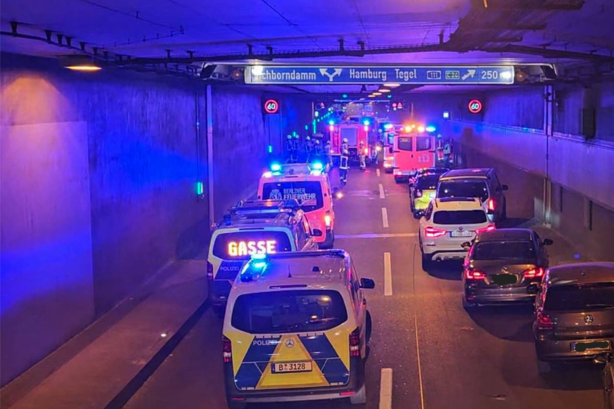 Unfall auf der Stadtautobahn: Schwerverletzter bei Tunnel-Crash