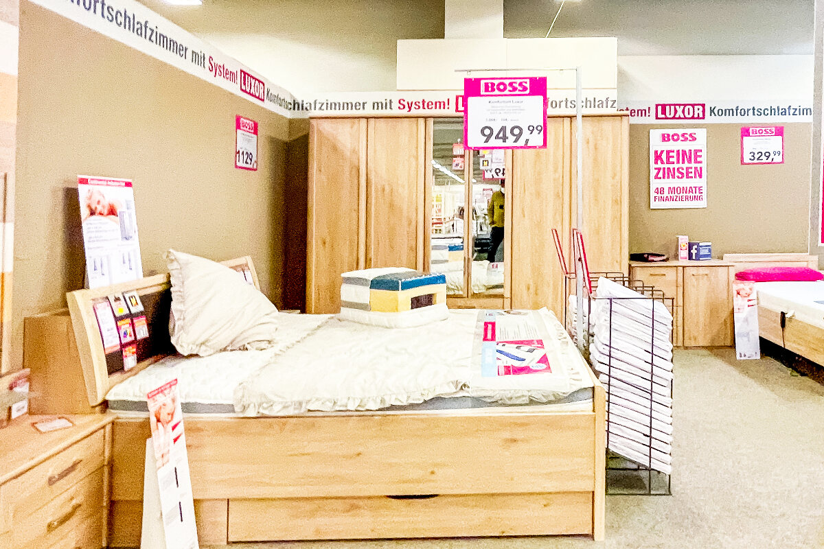 Möbel Boss in Berlin startet ab Sonntag (9.1.) vier starke Aktionen