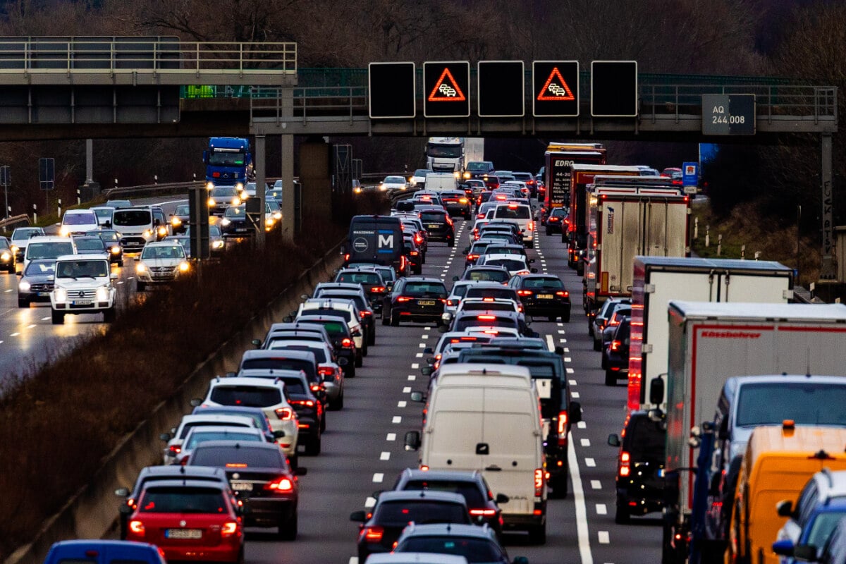 A2 nach Unfall in Dortmund in Richtung Hannover gesperrt