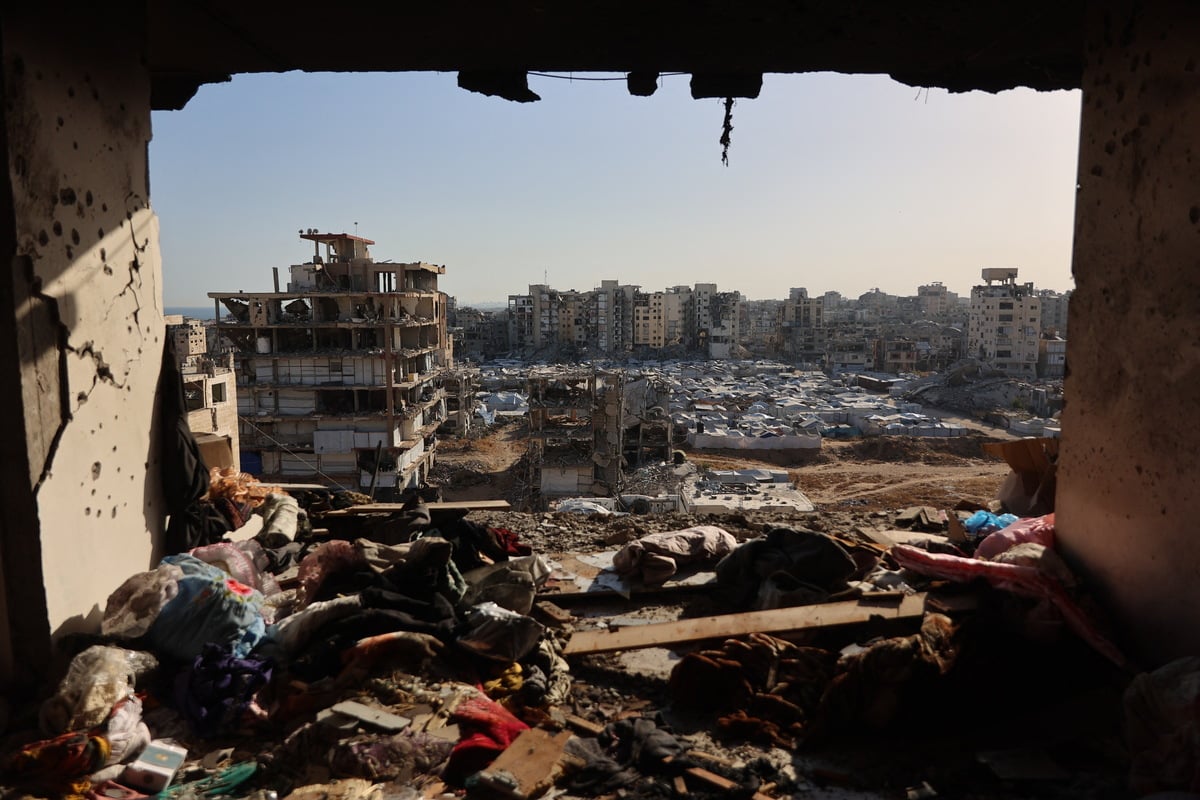Israeli strikes kill at least eight people in Gaza City despite supposed ceasefire