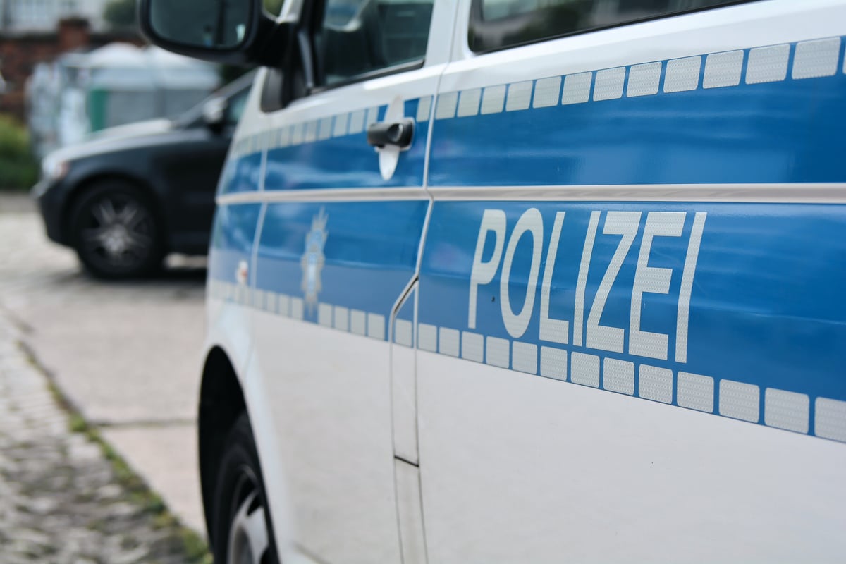 Verletzter Mann im Erzgebirge gefunden: Polizei sucht Zeugen