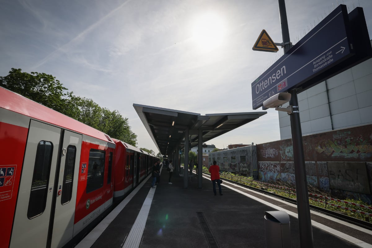 S-Bahn-Station Ottensen eröffnet, doch es wird weiter gebaut