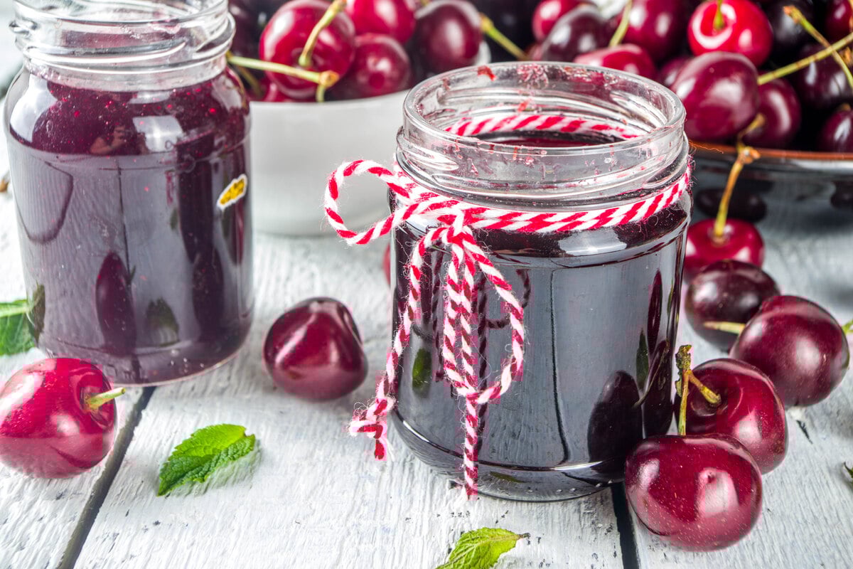 S-e-trifft-auf-S-ure-Einfaches-Rezept-f-r-Sauerkirschmarmelade