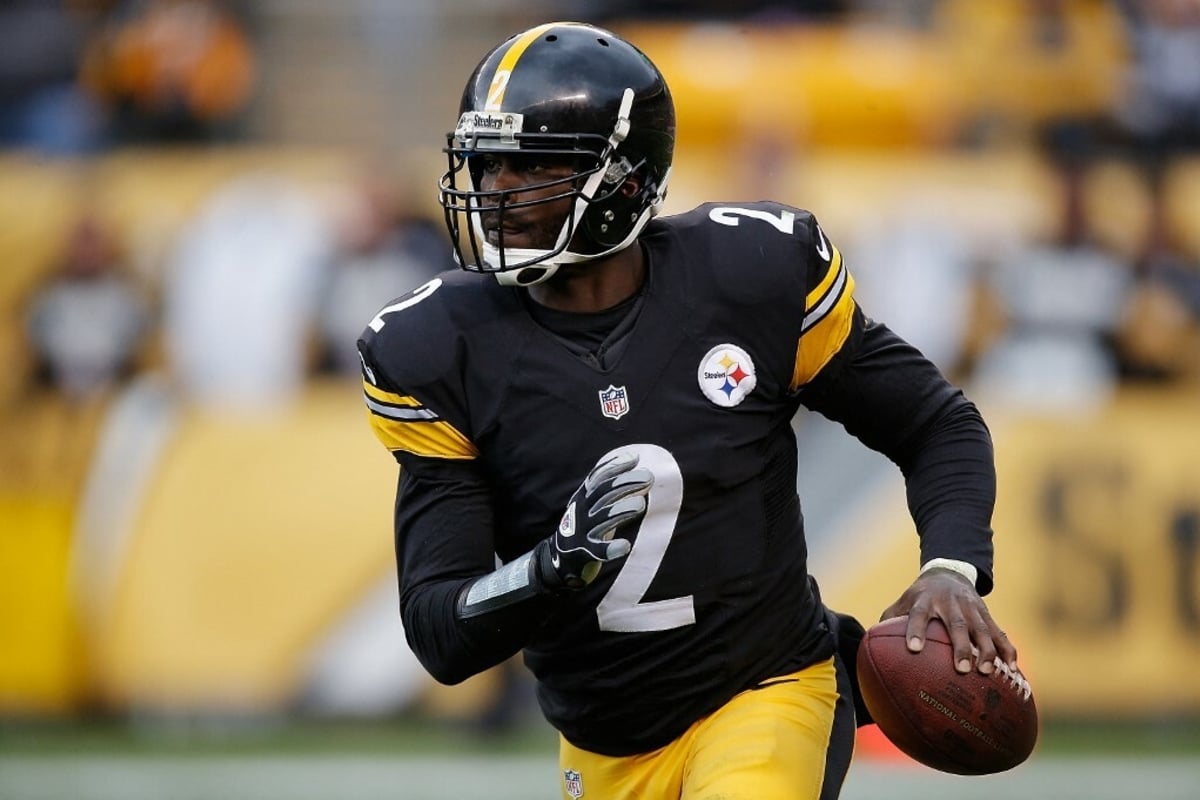 Michael Vick says he plans to stay off the football field