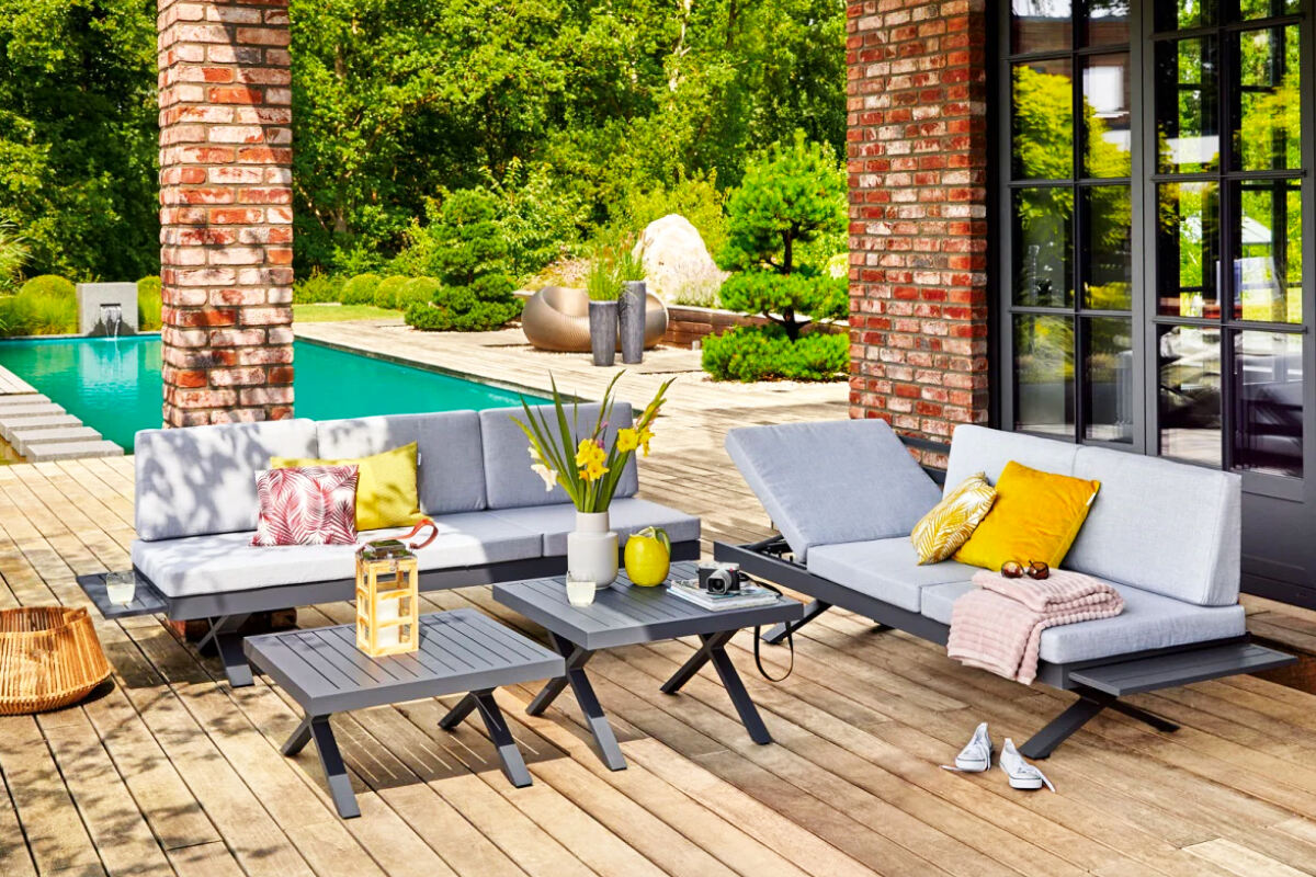 porta in Neuwied hat Gartenmöbel am Sonntag (24.7.) im Sonderangebot