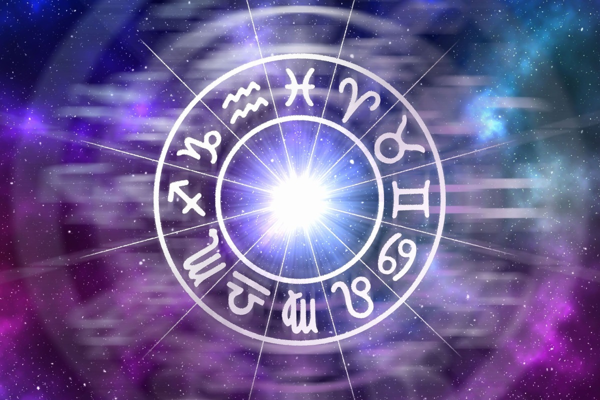 Today s Horoscope Free Daily Horoscope For Friday November 18 2022