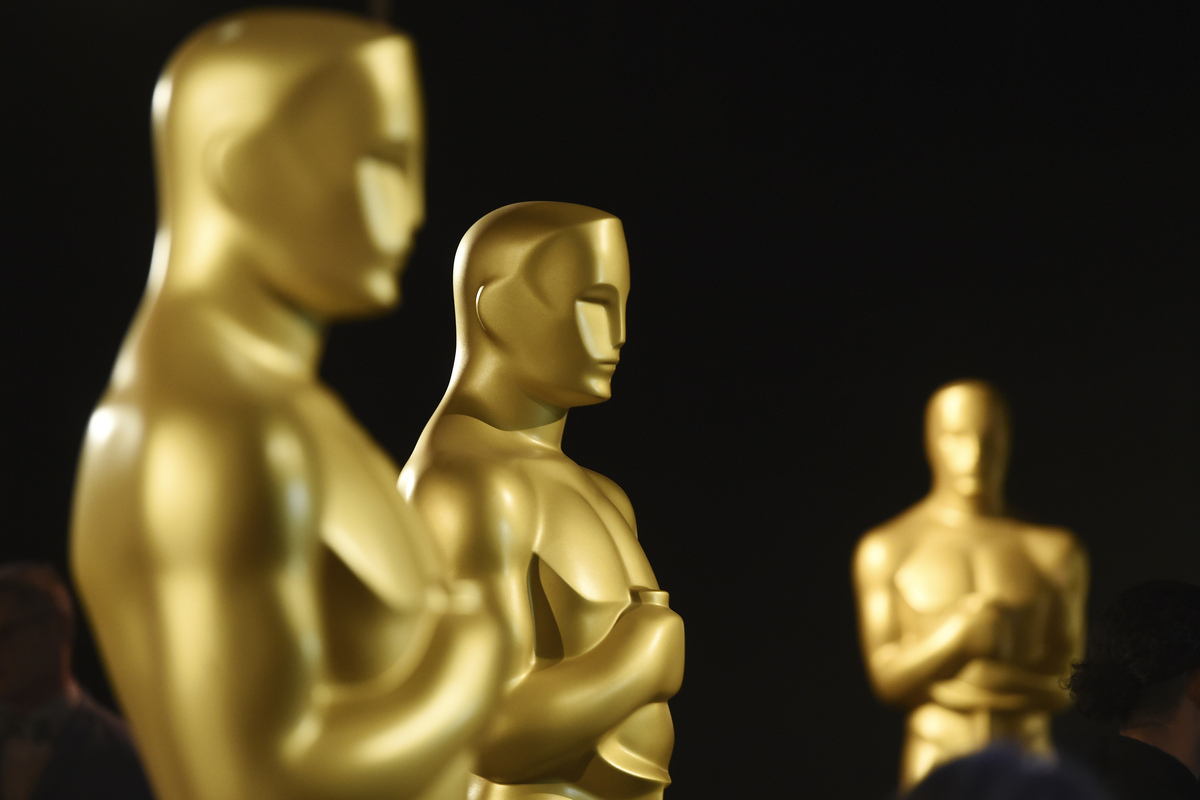 Neben Brad Pitt, Joaquin Phoenix und Halle Berry: Diese Stars sind bei den Oscars 2021 mit dabei!