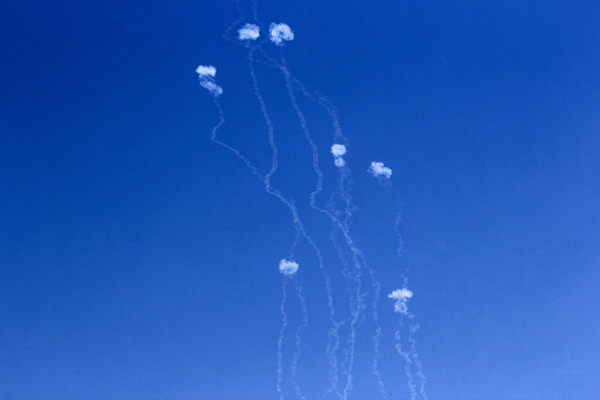 Nahost-Konflikt: Iran soll Raketen in Richtung Israel abfeue