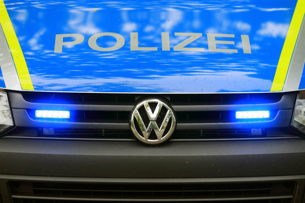 Auto der Partnerin geklaut: Polizei verfolgt Autodieb durch halb Thüringen