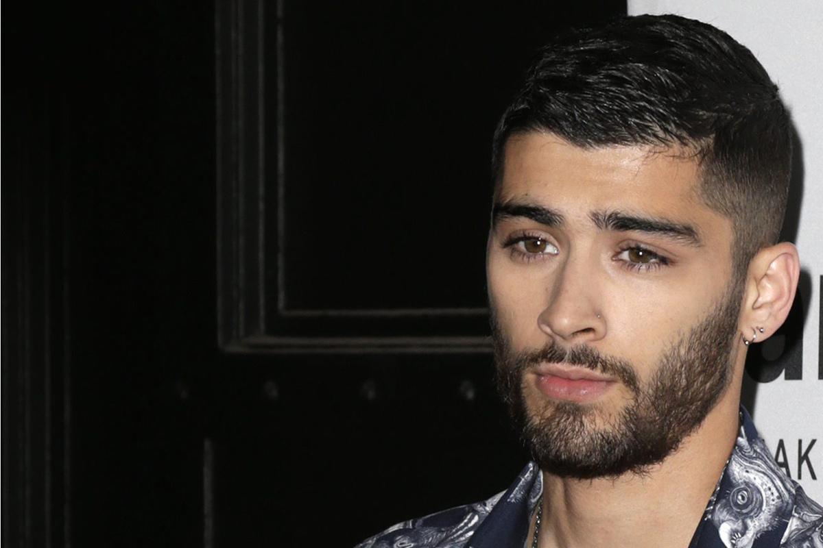 This is how shamelessly Zayn Malik beats himself half-naked in a New ...
