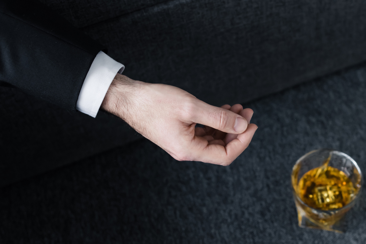 Mann-trinkt-22-Shots-und-stirbt-Hinter-dem-Tod-soll-eine-kriminelle-Organisation-stecken-
