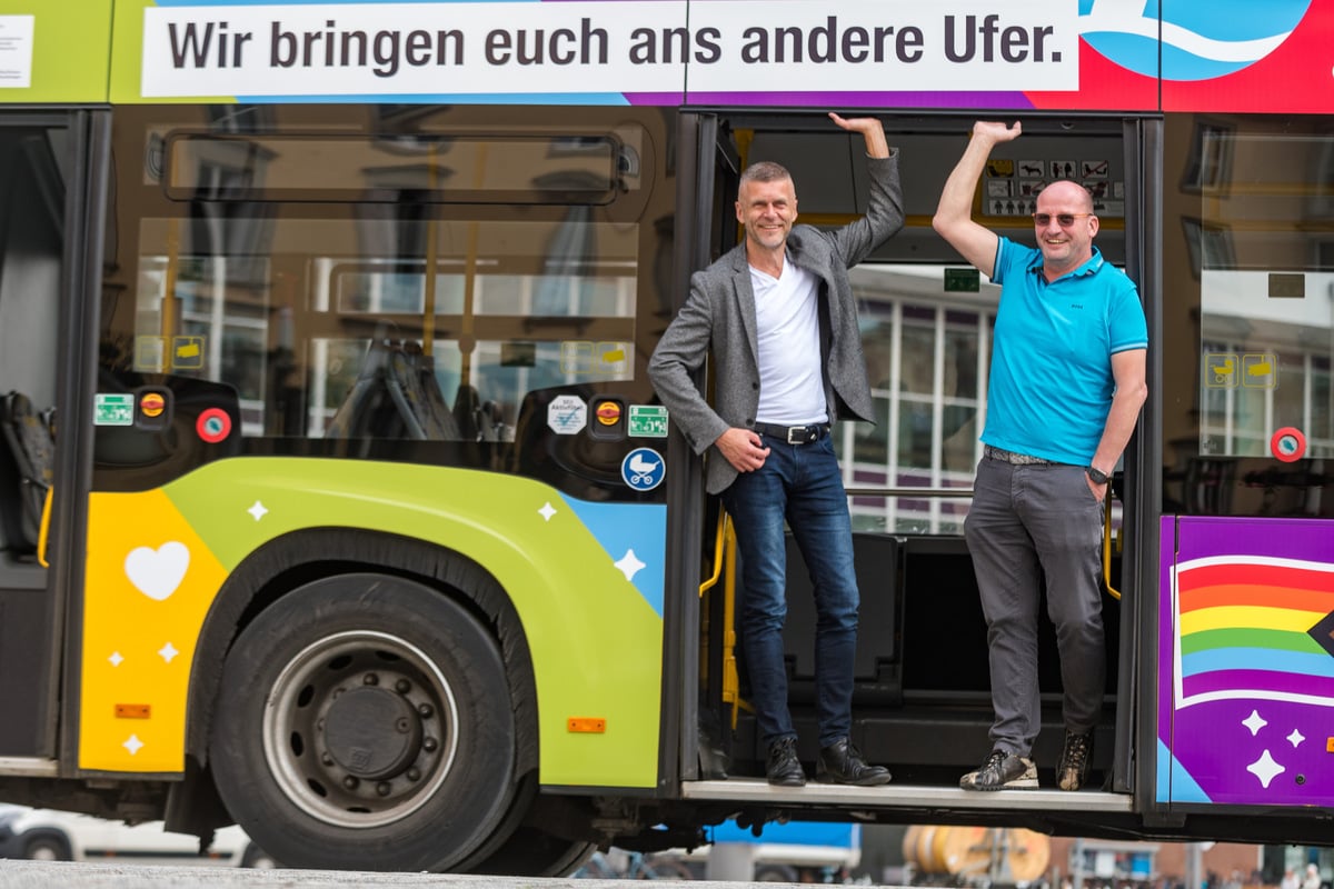 CSD in Dresden: Die DVB mischen diesmal mit besonderem Bus mit - So sieht er aus