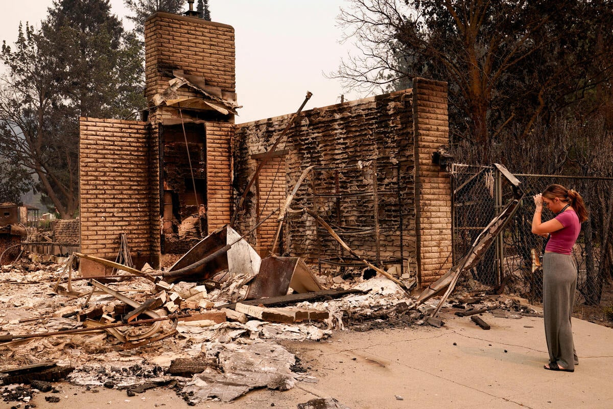 Spokane wildfires raze entire neighborhoods as firefighters race to contain blazes
