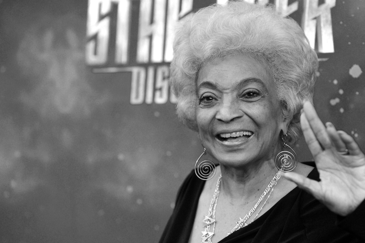 Nichelle Uhura Nichols Star Trek Schauspielerin Gestorben