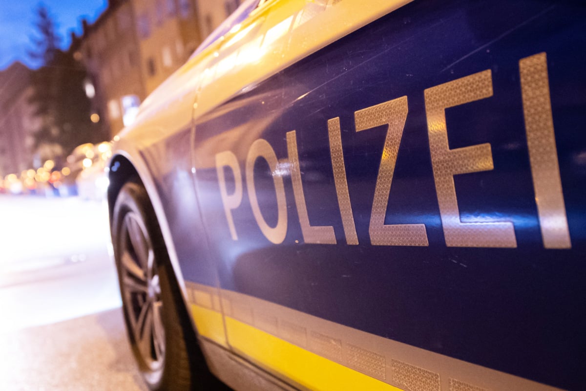 80.000 Euro Schaden: Täter legen Brand in Werkstatt, Polizei sucht Zeugen!