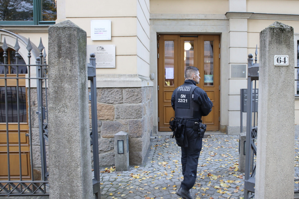 Neuer Ärzte-Skandal In Sachsen! Großrazzia In Dutzenden Praxen Wegen ...