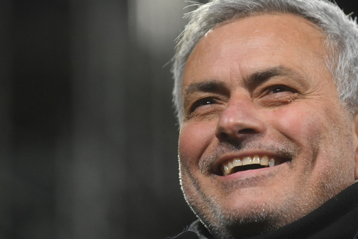 Manchester United Alexis Sanchez United Legende Hat Kein Problem Mit Seinem Mega Gehalt