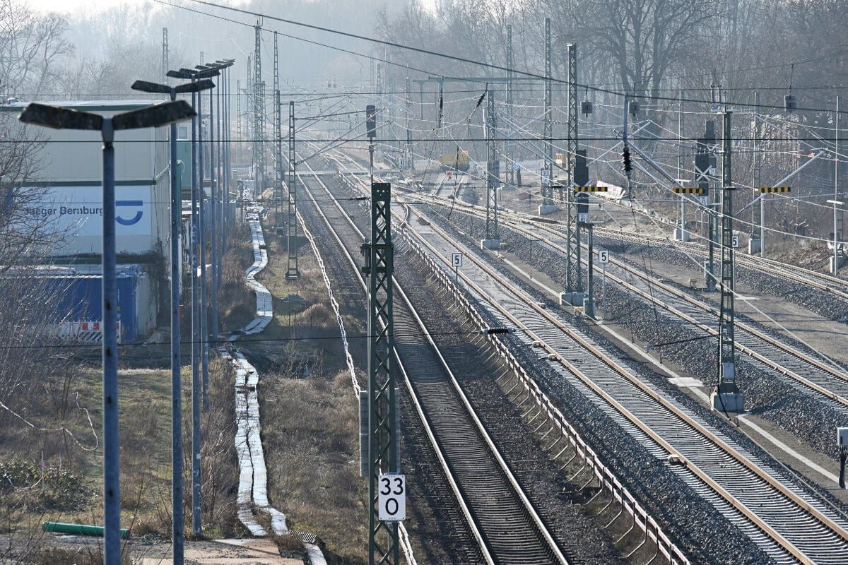 Bittere Prognose: Um so viele Jahre verzögert sich Ausbau der Bahnstrecke Dresden-Berlin