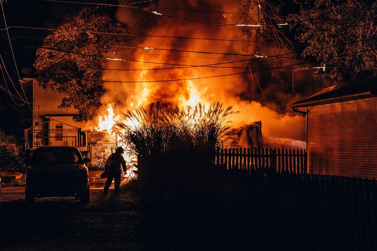 Wildfire near Spokane forces thousands to evacuate as Washington state  declares emergency