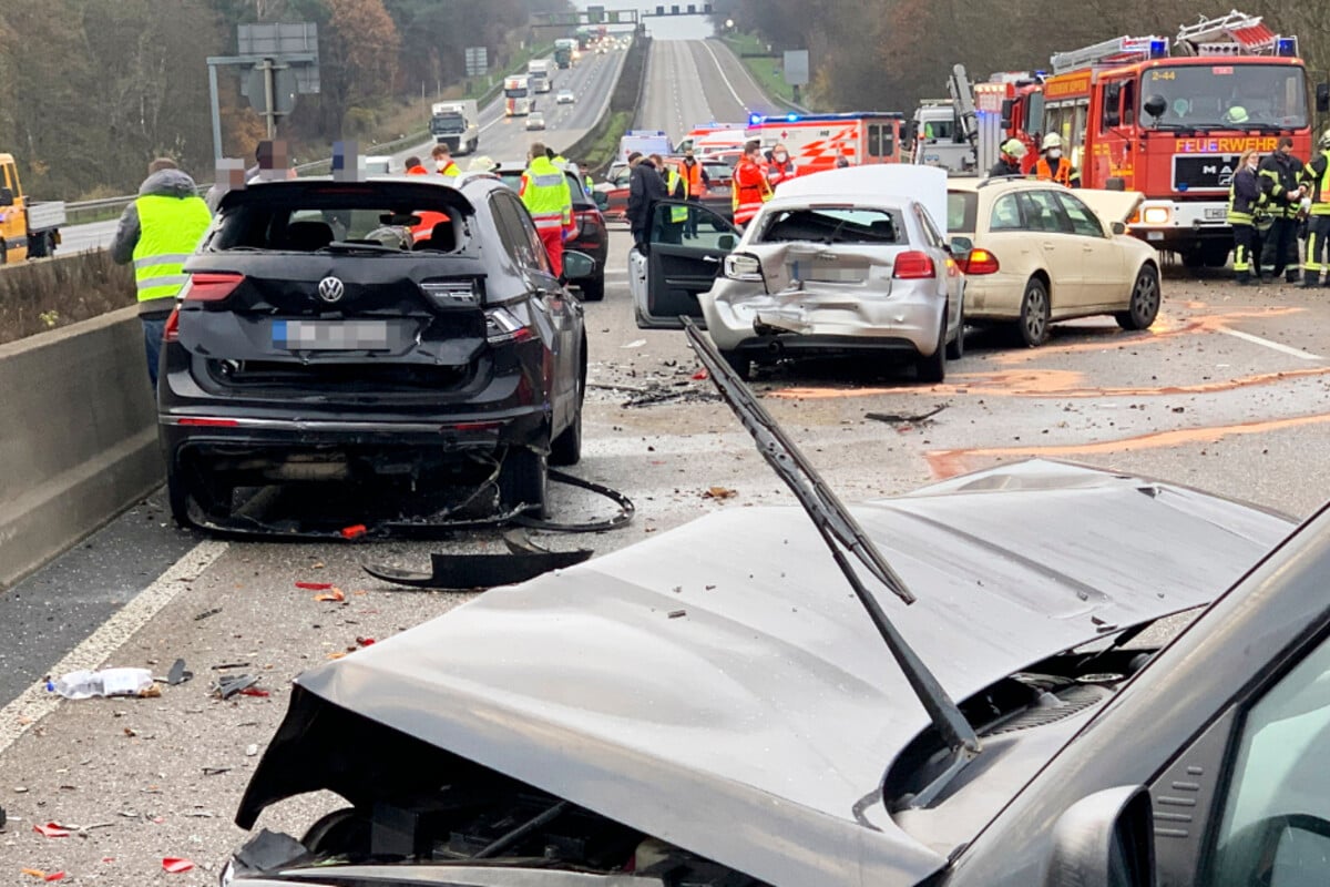 Unfall A5 Massenkarambolage Mehrere Verletzte Auf Der A5 Bei Friedberg Tag24