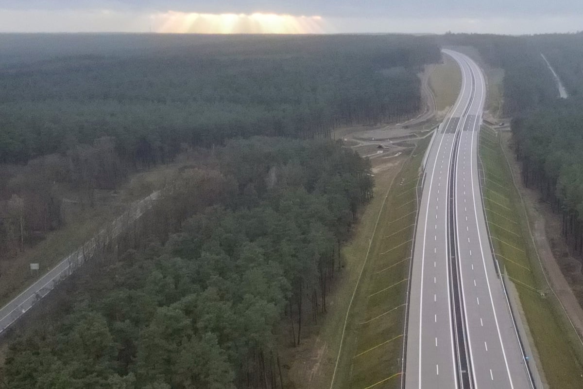 Einsatzkr-fte-proben-Ernstfall-auf-neuem-A14-Abschnitt