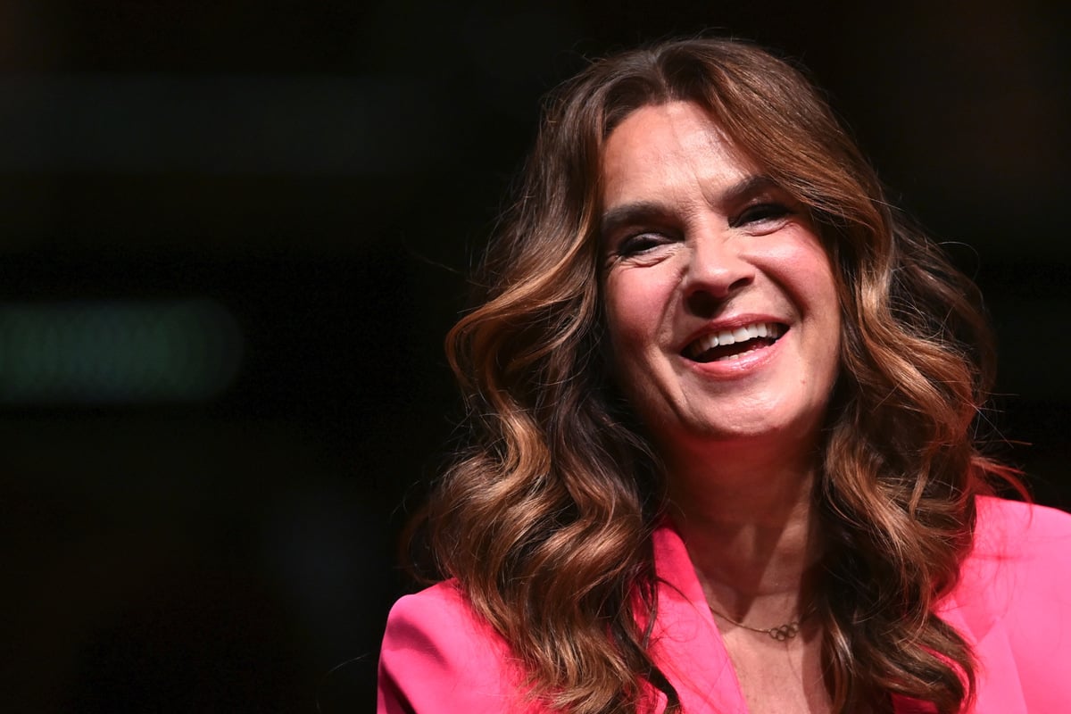 Huch-was-ist-denn-hier-los-Darum-spielt-Katarina-Witt-Tischtennis-in-Leipzig