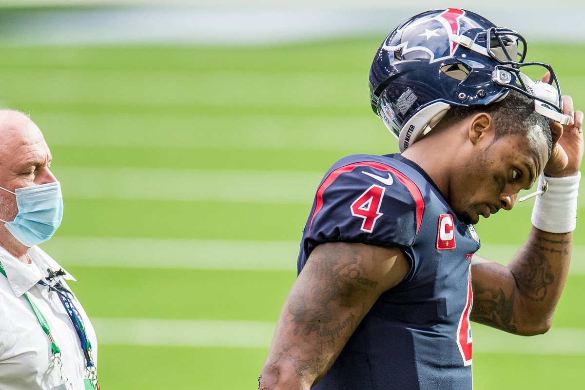 nfl-deshaun-watson-sinking-deeper-into-hot-water-as-two-women-add-new