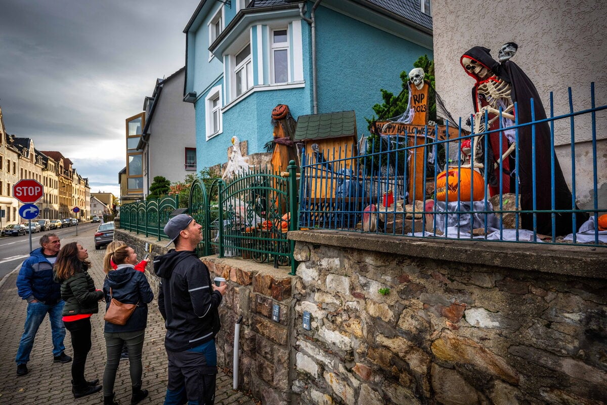 Augustusburg im HalloweenRausch GruselHäuser schocken Sachsen