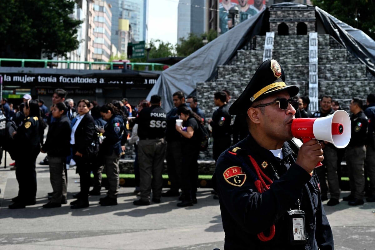 Intense earthquake hits southern Mexico, tsunami warning lifted