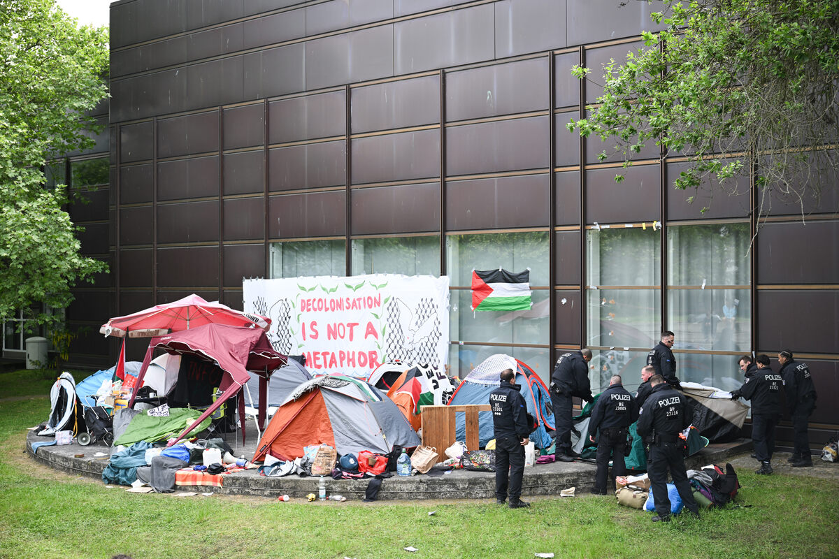 Propalästinensische Aktivisten besetzen erneut Räume von Berliner Universität