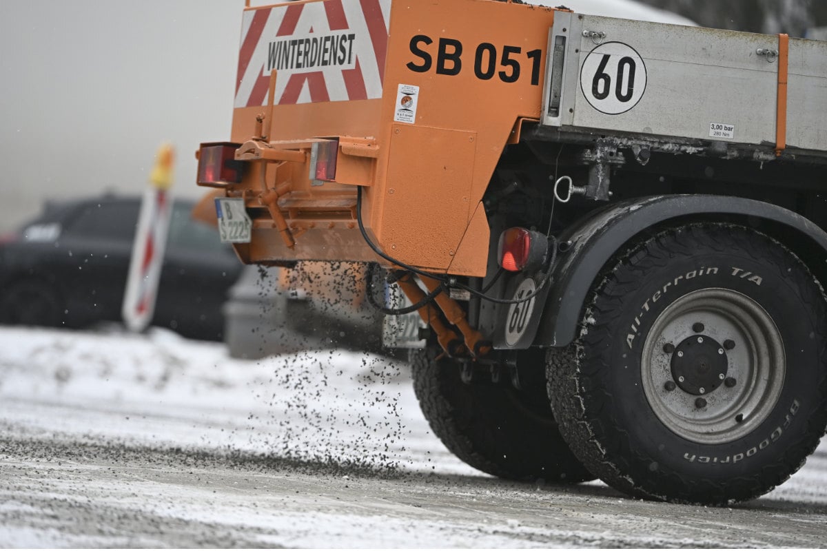 Gl-tte-Chaos-beendet-Berlin-setzt-Streusalz-Verbot-aus
