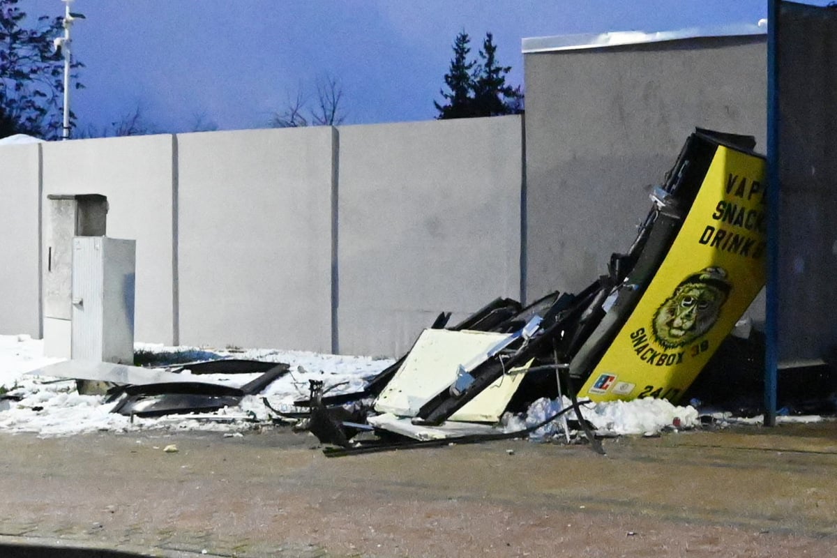 Automatensprenger-richten-heftigen-Schaden-an-Polizei-sucht-Zeugen