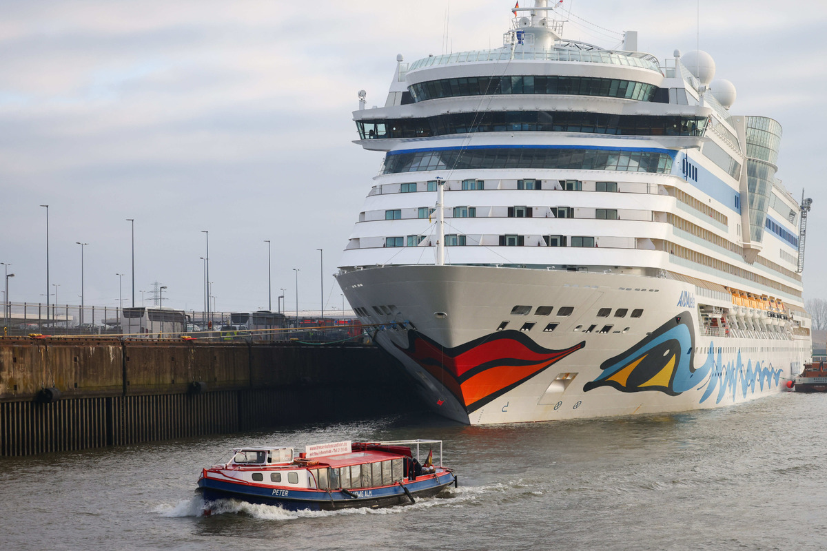 Nach Crash im Hamburger Hafen: "Aidabella" soll wieder in See stechen