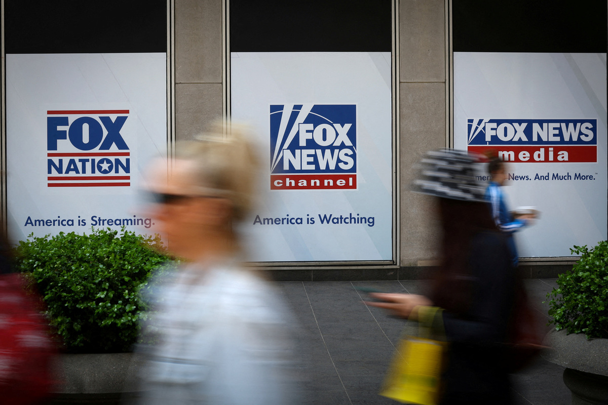 Fox News Coughs Up Millions To Settle Lawsuit By Former Tucker Carlson Producer 