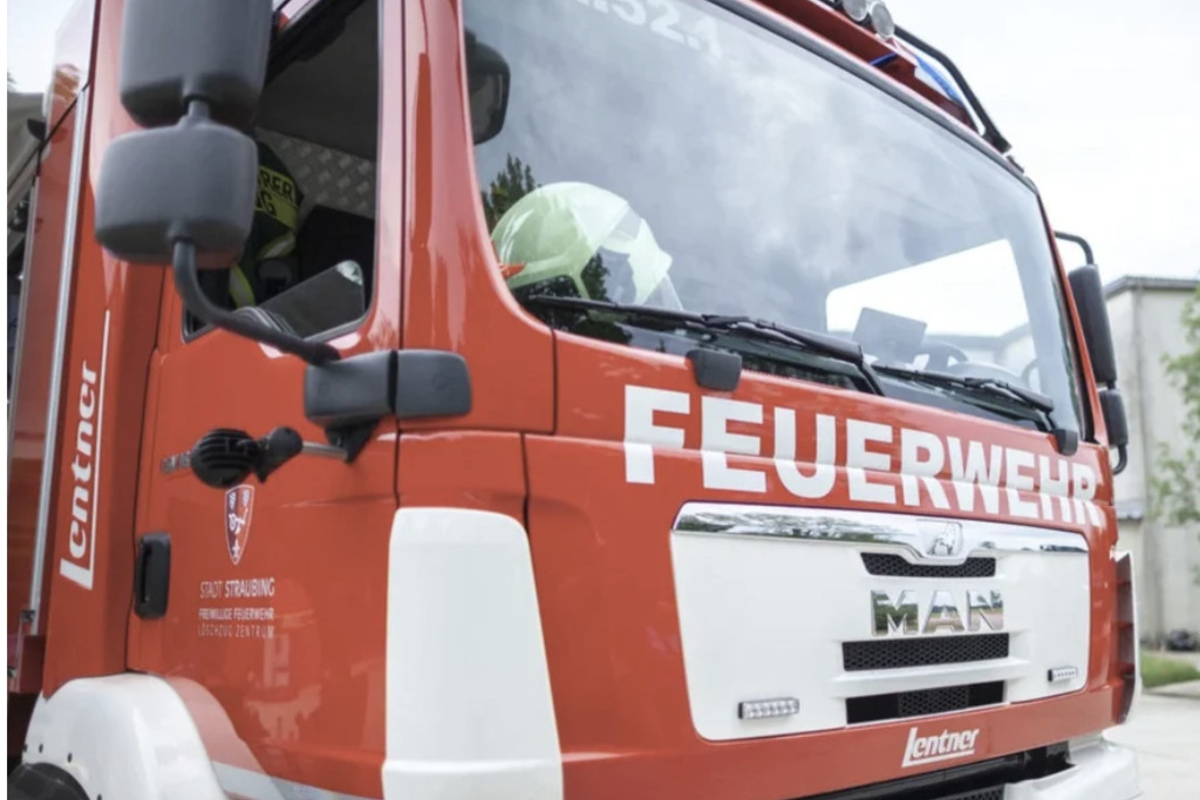 Feuerwehr findet Leiche bei Brand in Leipzig-Grünau: Kripo ermittelt
