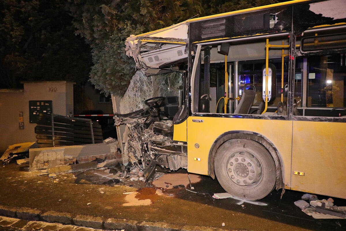 Bus-Unfall In Dresden: So Geht Es Dem Fahrer Heute