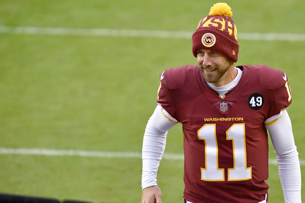 Alex Smith retires from NFL after incredible comeback season