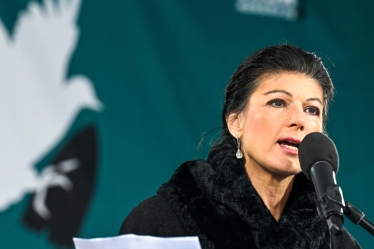 Sahra Wagenknecht kritisiert Israel auf Friedensdemo: \