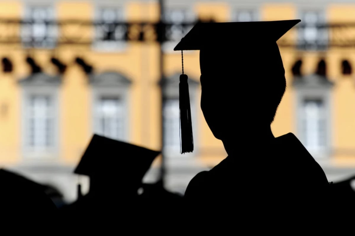 Studenten-bei-Pr-gelei-auf-Uni-Gel-nde-verletzt