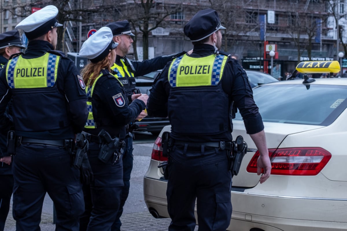 Wie sicher ist Taxifahren wirklich? Polizeikontrolle in Hamburg liefert Erkenntnisse