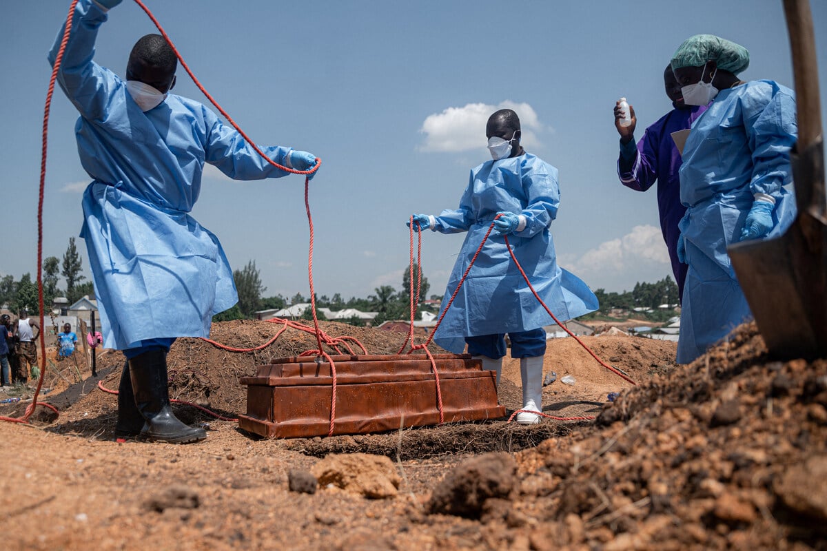 Ebola cases in the Congo top 1,000 with hundreds of deaths