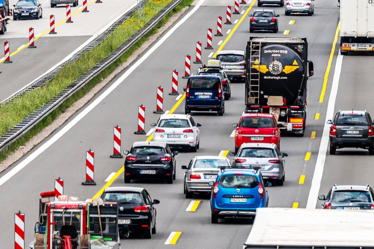 Kilometerlanger Stau auf der A4 bei Dresden: Das ist der Grund!