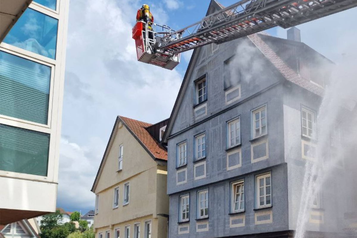 Gebäudebrand endet glimpflich, doch Bewohner kommen so schnell nicht zurück