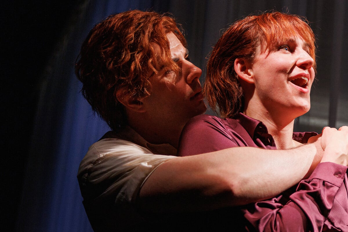 Eins-mit-sich-werden-Premiere-der-Transgender-Oper-As-One-auf-Semper-Zwei