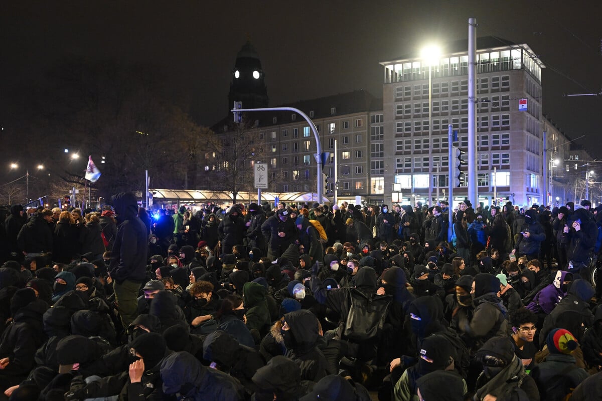 Dresden: Griff Die Polizei Bei Gegenprotesten Am 13. Februar Zu Hart Durch?