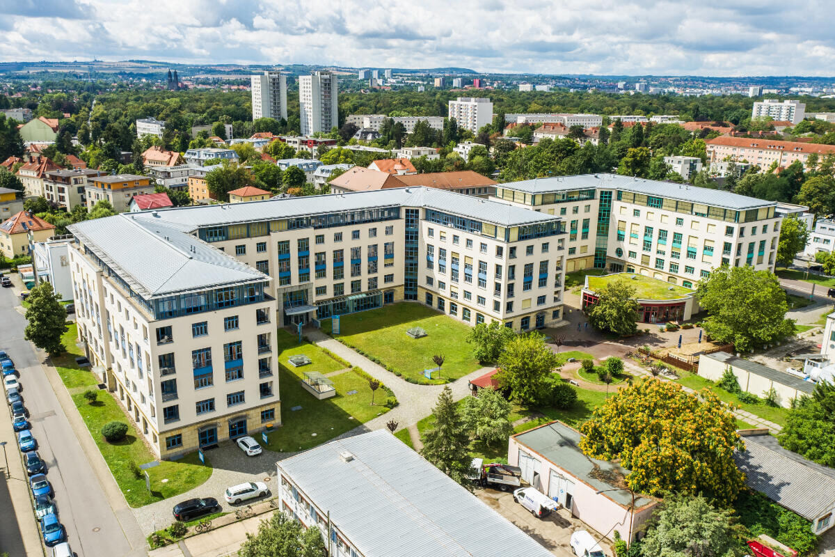 In Dresden gibt's derzeit einen unbefristeten Job mit guter Bezahlung